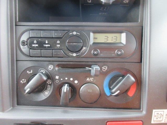 中古トラック いすゞアルミバン #24