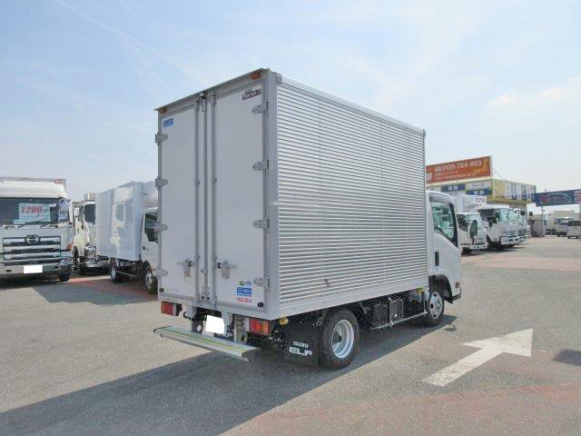 中古トラック いすゞアルミバン ＃3