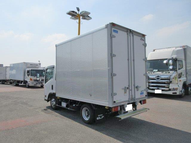 中古トラック いすゞアルミバン ＃4