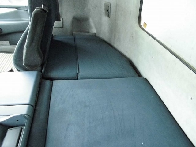 中古トラック 三菱ふそうセルフローダー #20
