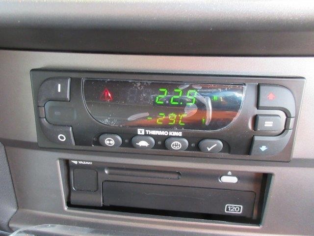 中古トラック 日野冷凍バン #19