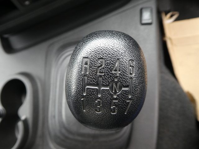 中古トラック いすゞ冷凍バン #17