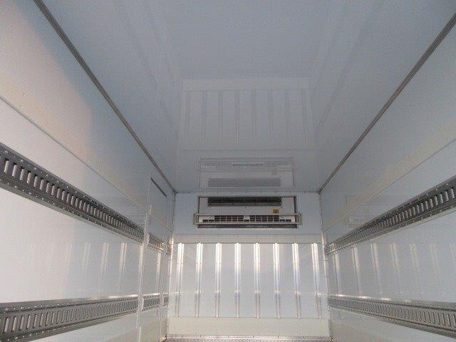 中古トラック 日野冷凍バン #8