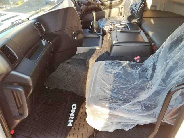 中古トラック 日野冷凍バン ＃23