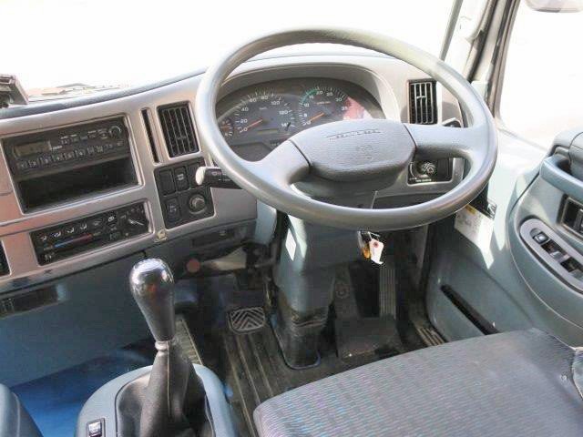 中古トラック UDトラックスコンクリートミキサー車 #13