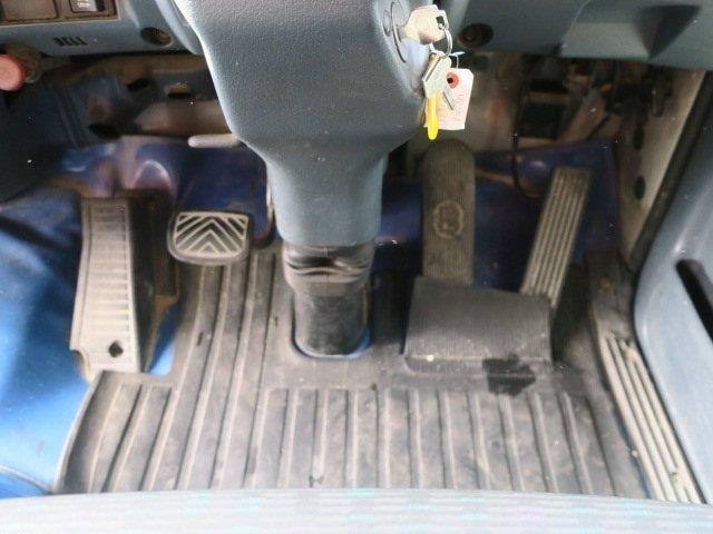 中古トラック UDトラックスコンクリートミキサー車 #21