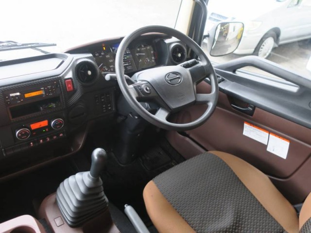 中古トラック 日野冷凍バン ＃14