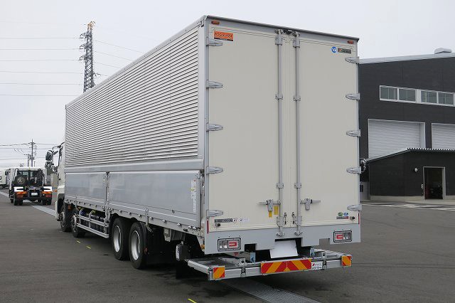 日野大型アルミウィング