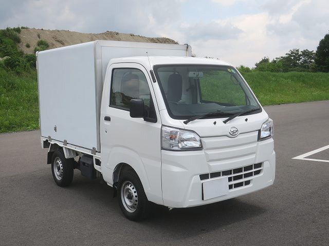 中古トラック ダイハツ冷凍バン #2