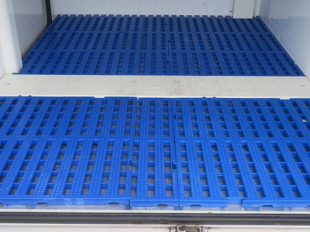 中古トラック ダイハツ冷凍バン ＃6