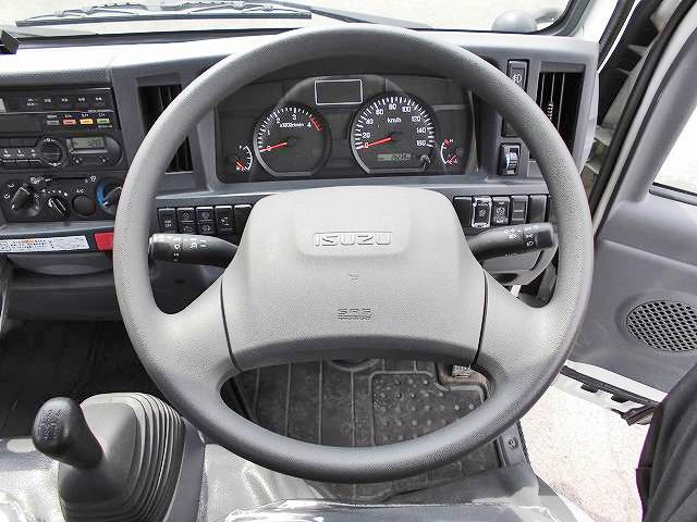 中古トラック いすゞ平ボディ #16