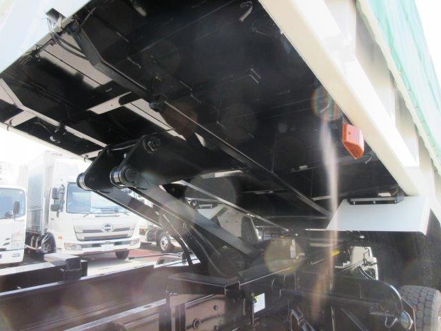 中古トラック 日野深ダンプ #9