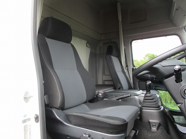 中古トラック 日野冷凍バン ＃12