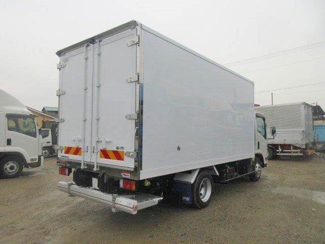中古トラック いすゞ冷凍バン #3