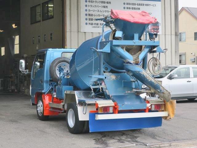 中古トラック いすゞコンクリートミキサー車 #4