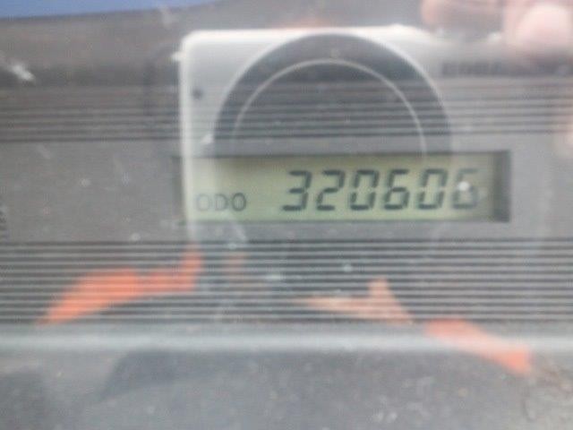 中古トラック UDトラックスコンクリートミキサー車 #17