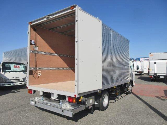 中古トラック いすゞアルミバン ＃5