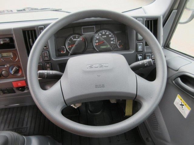 中古トラック いすゞアルミバン #17