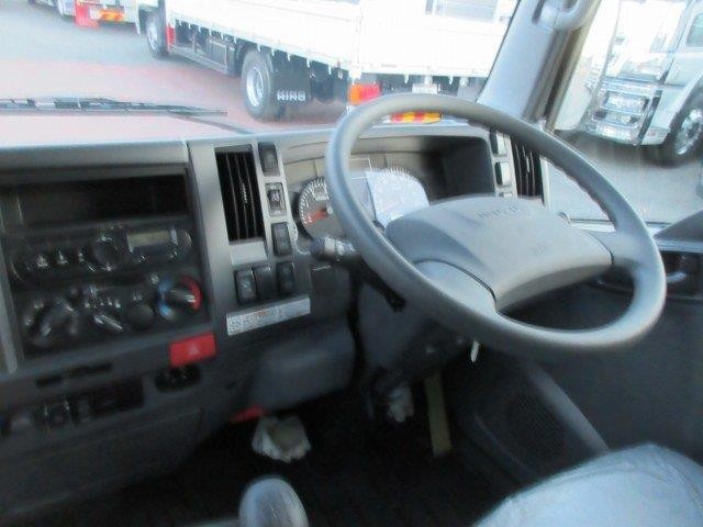 中古トラック いすゞアルミバン ＃17