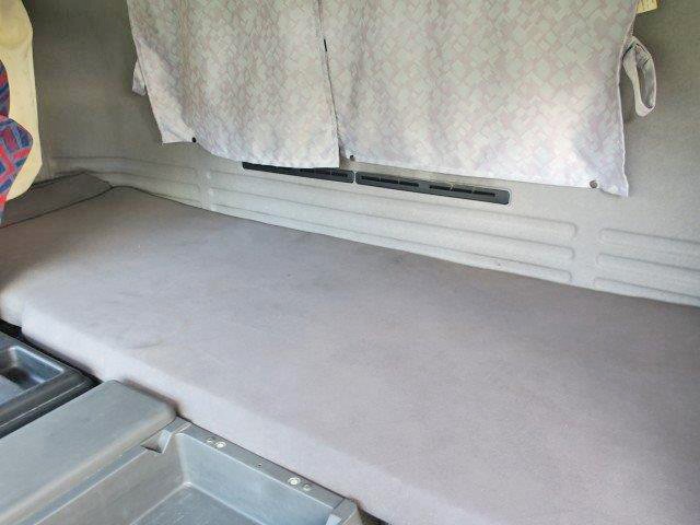 中古トラック いすゞバルク車(粉粒体運搬車) #23