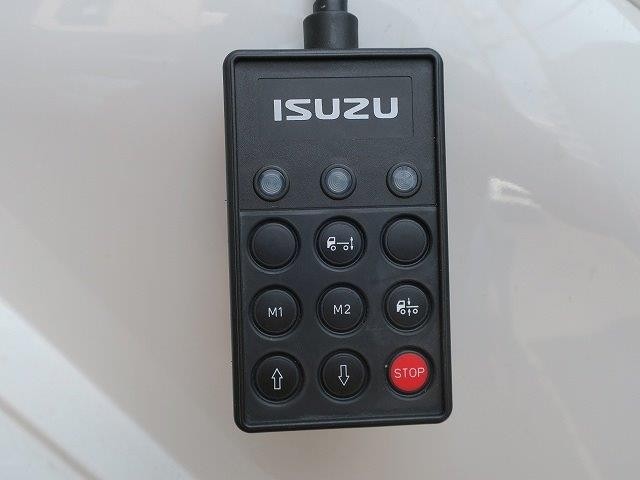 いすゞギガ大型アルミウィング 