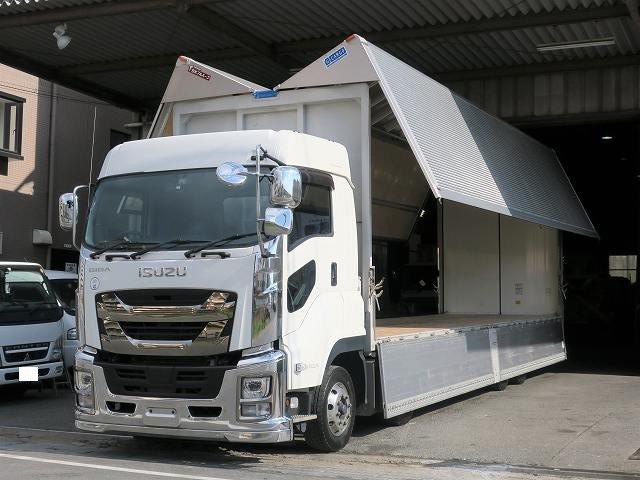 いすゞギガ大型アルミウィング 