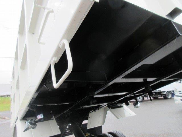 中古トラック 日野深ダンプ #10