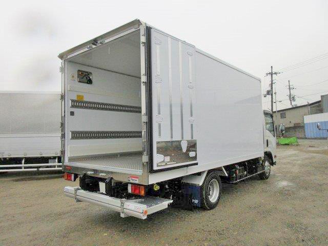 中古トラック いすゞ冷凍バン #5
