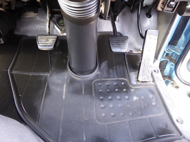 中古トラック いすゞコンクリートミキサー車 #16