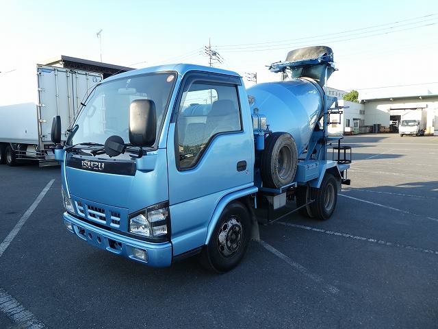 いすゞ　ミキサー車