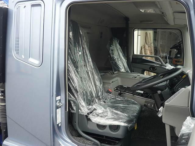 中古トラック 三菱ふそうクレーン付 #12