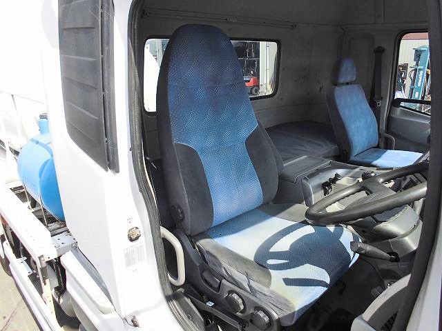 中古トラック UDトラックスコンクリートミキサー車 #15