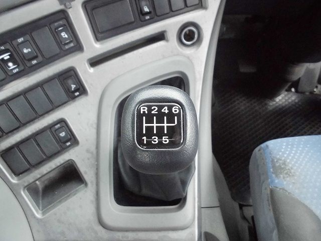 中古トラック UDトラックスコンクリートミキサー車 #23