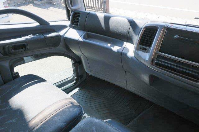 中古トラック 日野クレーン付平ボディ #16