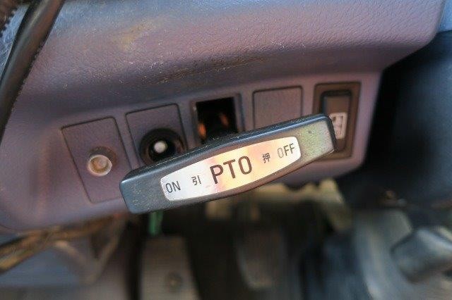 中古トラック 日野クレーン付平ボディ #22