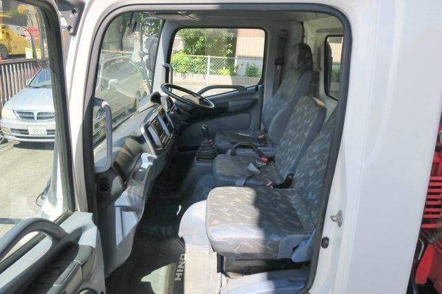 中古トラック 日野クレーン付平ボディ #23