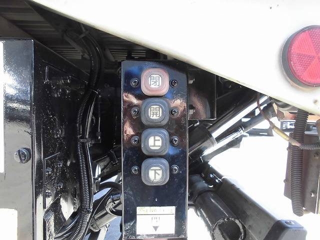 中古トラック UDトラックスアルミウィング #11