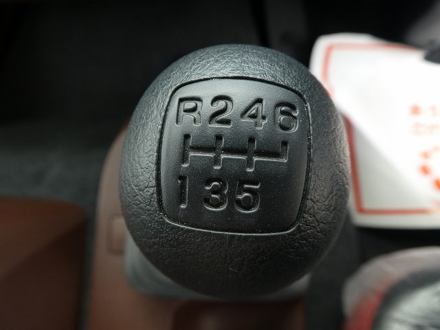 中古トラック 日野クレーン付き平ボディ #17