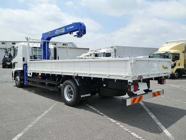 中古トラック 日野クレーン付き平ボディ #4