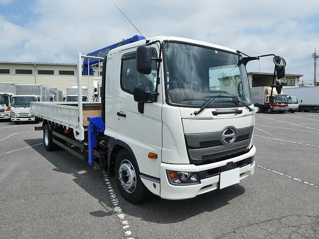 中古トラック 日野クレーン付き平ボディ #2