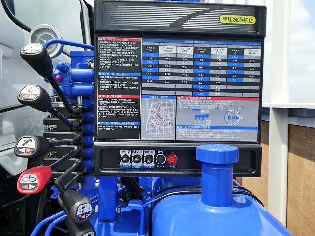 中古トラック 日野クレーン付き平ボディ #6