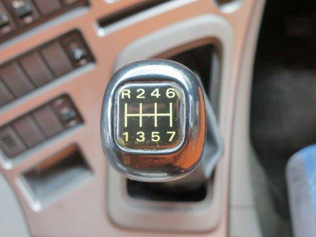 中古トラック UDトラックスアルミウィング #16