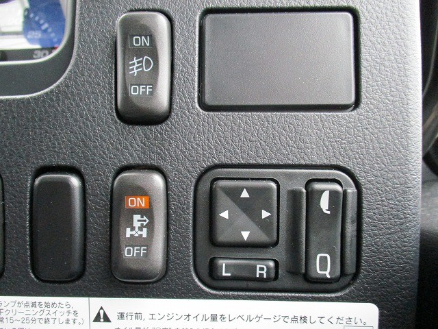 中古トラック 三菱ふそうクレーン付平ボディ #21