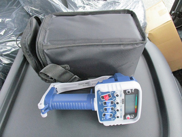 中古トラック 三菱ふそうクレーン付平ボディ #24