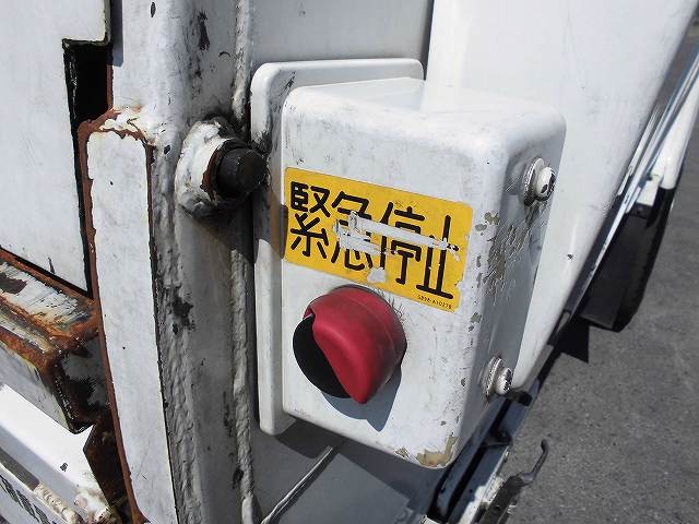 中古トラック いすゞパッカー車(塵芥車) #11