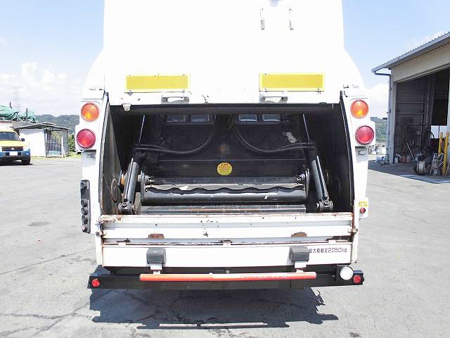 中古トラック いすゞパッカー車(塵芥車) #9