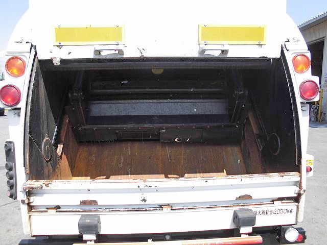 中古トラック いすゞパッカー車(塵芥車) #10