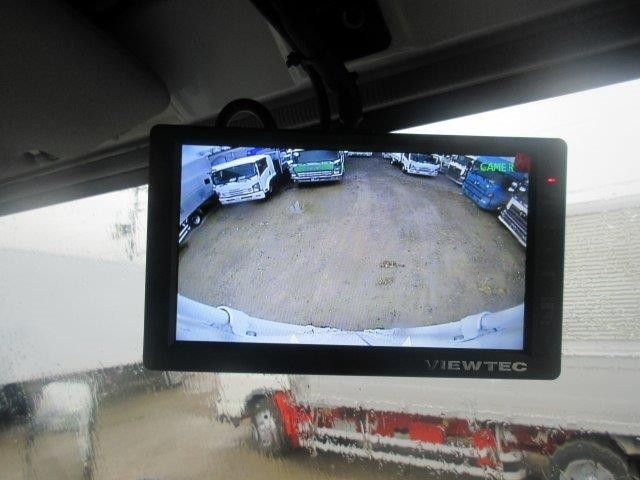 中古トラック いすゞ冷凍バン #18