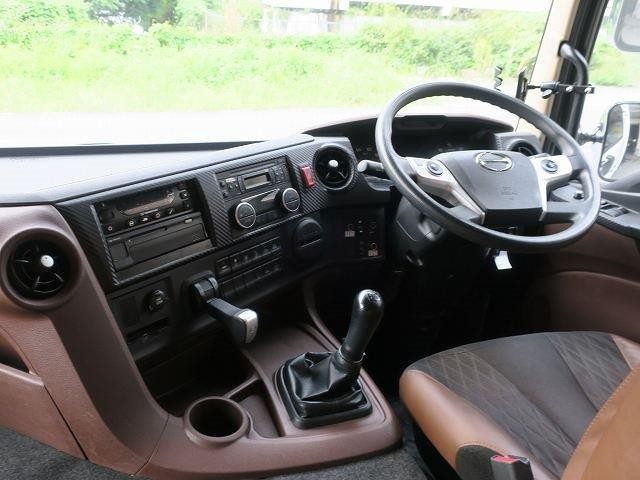 中古トラック 日野冷凍バン #17