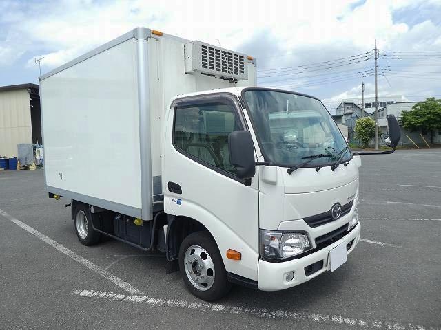 中古トラック トヨタ低温冷凍バン #2